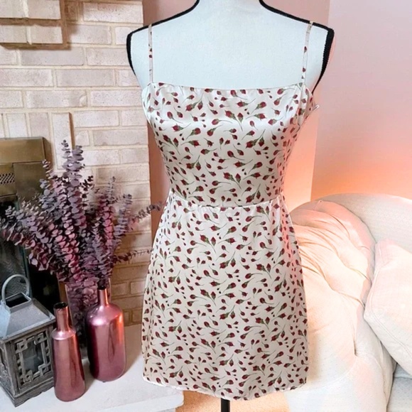 NEW! REFORMATION Kosta Silk Mini Dress - Marion Champagne & Red Rose Print - Picture 1 of 11